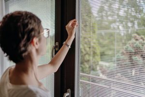 Žalúzie vo vnútri skla - integrované tienenie Vitriso pre domácnosti