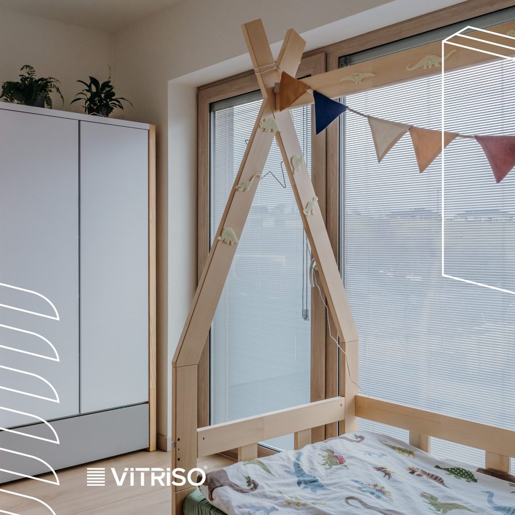 Integrované tienenie VITRISO – bezpečné a praktické riešenie pre detské izby!